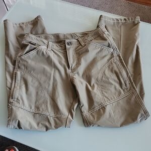 Kuhl Khaki Colored Renegade Cargo Hiking Outdoors Pants